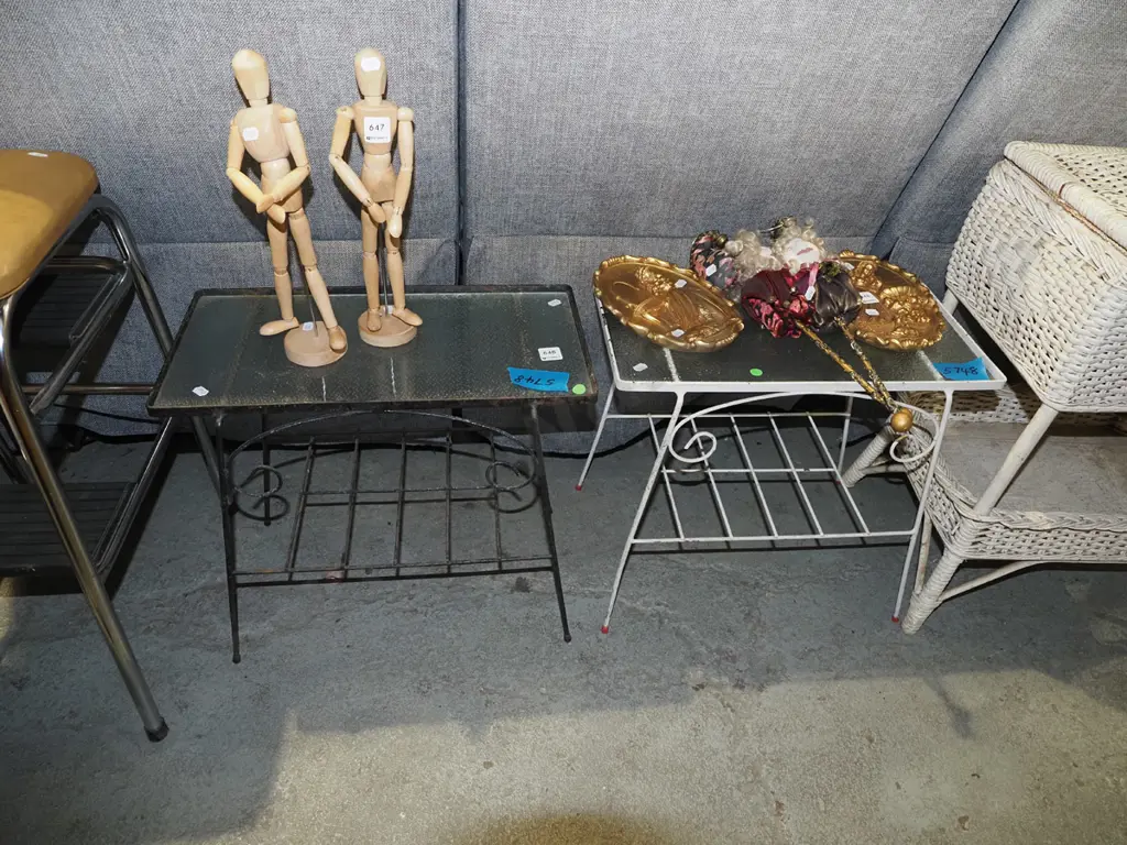 2x mid century metal tables H430 W470  D250 Image 1++