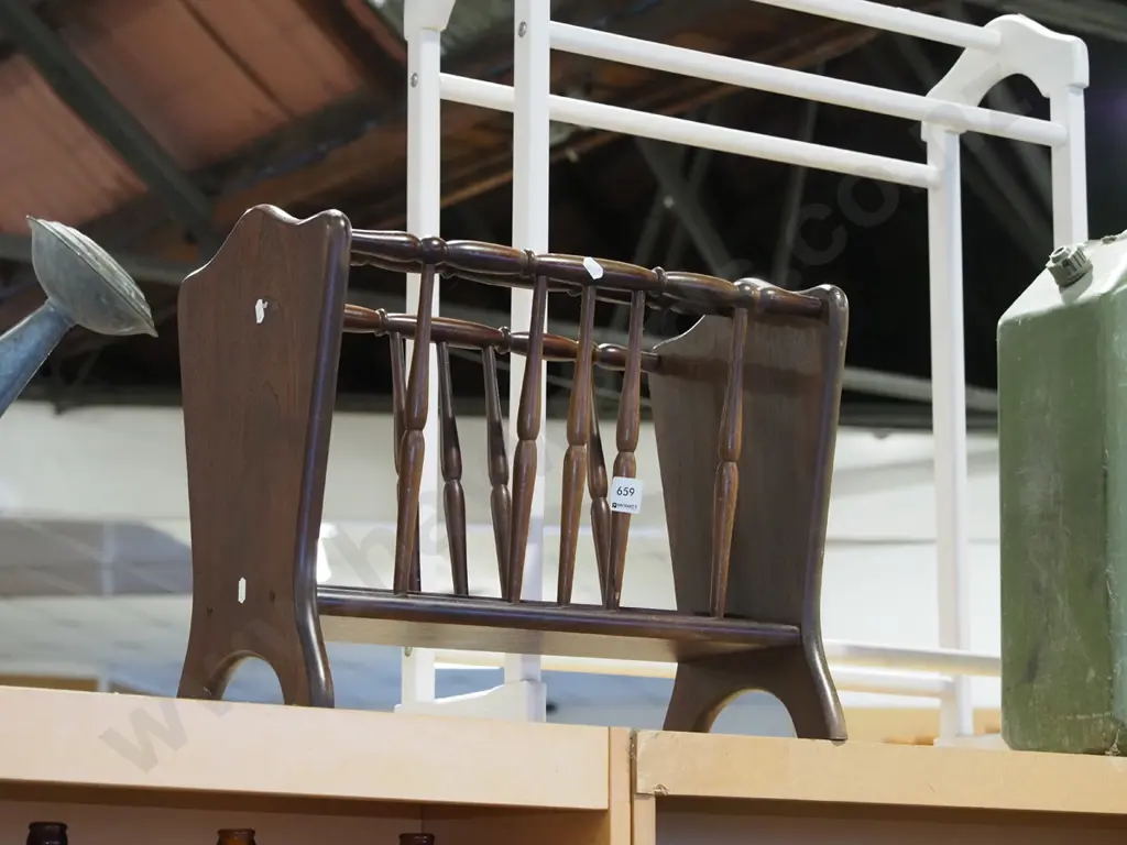 wooden magazine rack Image 1++