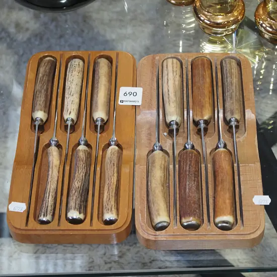 antler handled knives in fitted wooden cases