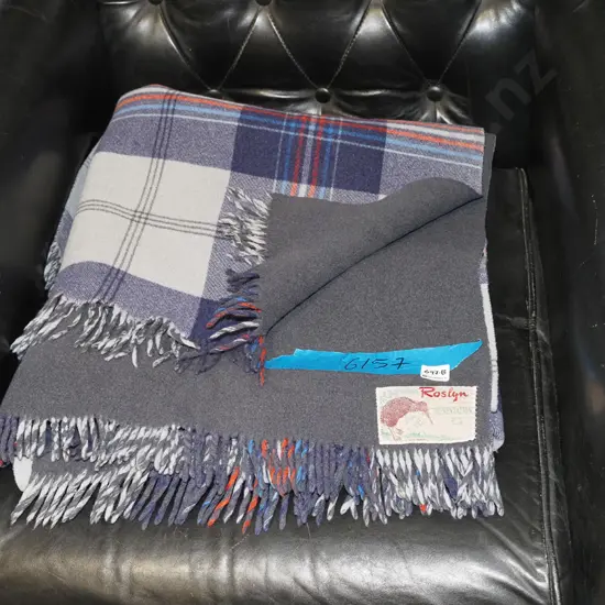 Roslyn Mills presentation travel rug