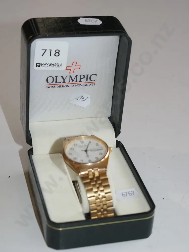 cased Olympic men's wristwatch Image 1++