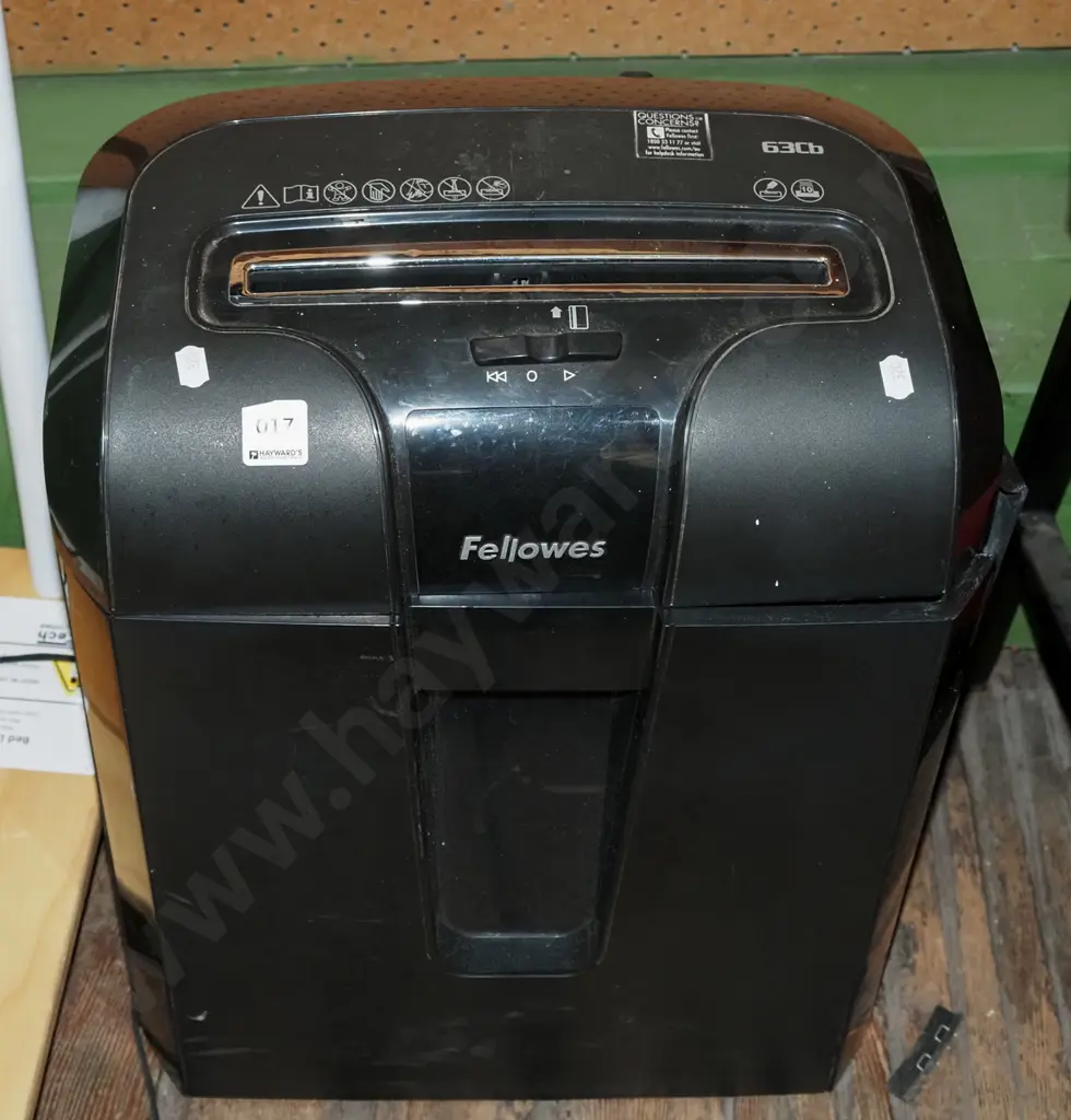 Fellowes paper shredder Image 1++