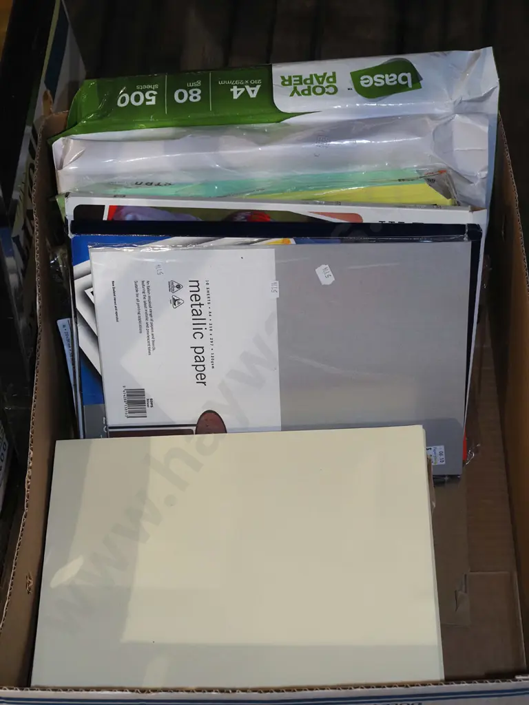 box; various papers and cards Image 1++