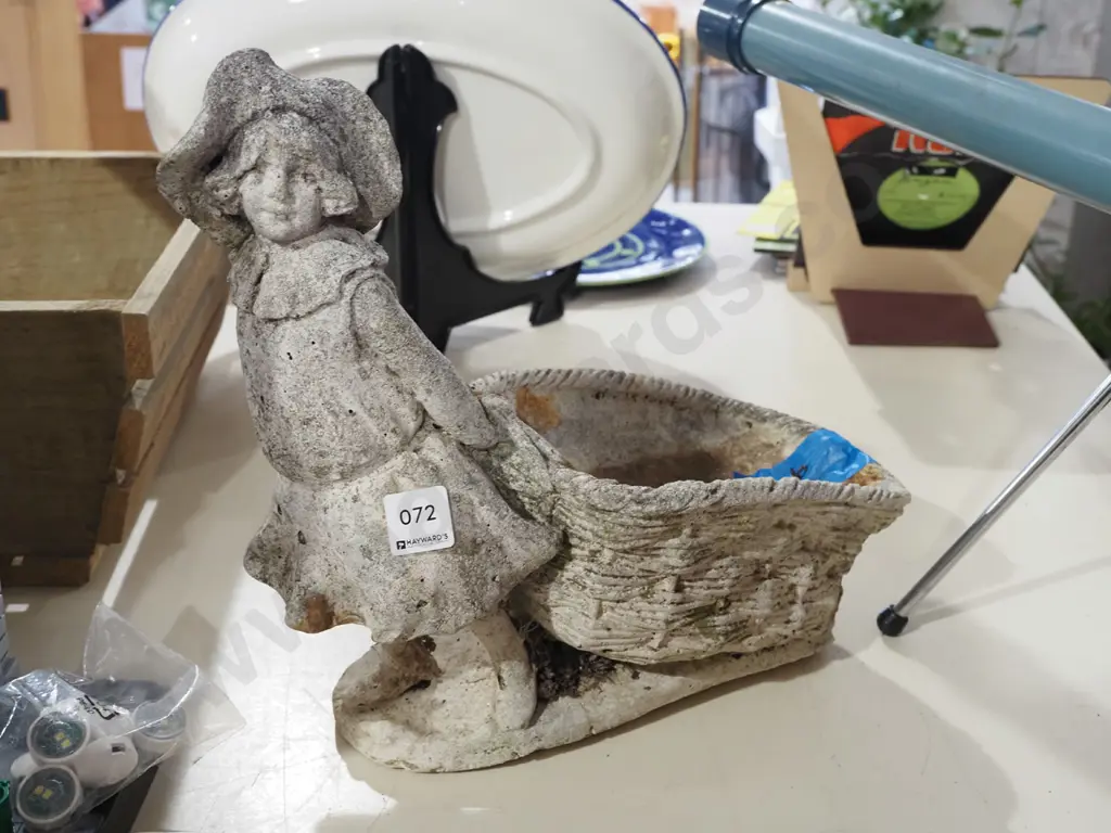 concrete ornament/planter - girl and basket H320 Image 1++
