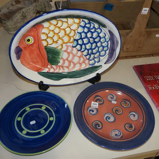 fish themed ashet, 2x pottery bowls