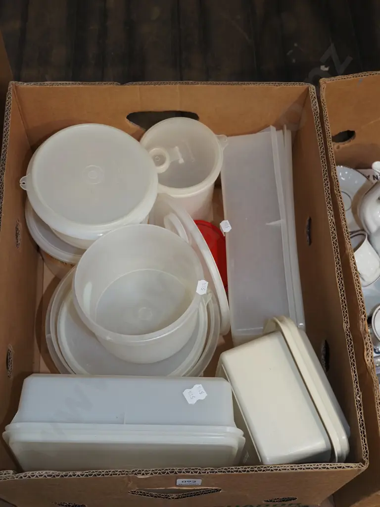 box of Tupperware containers Image 1++