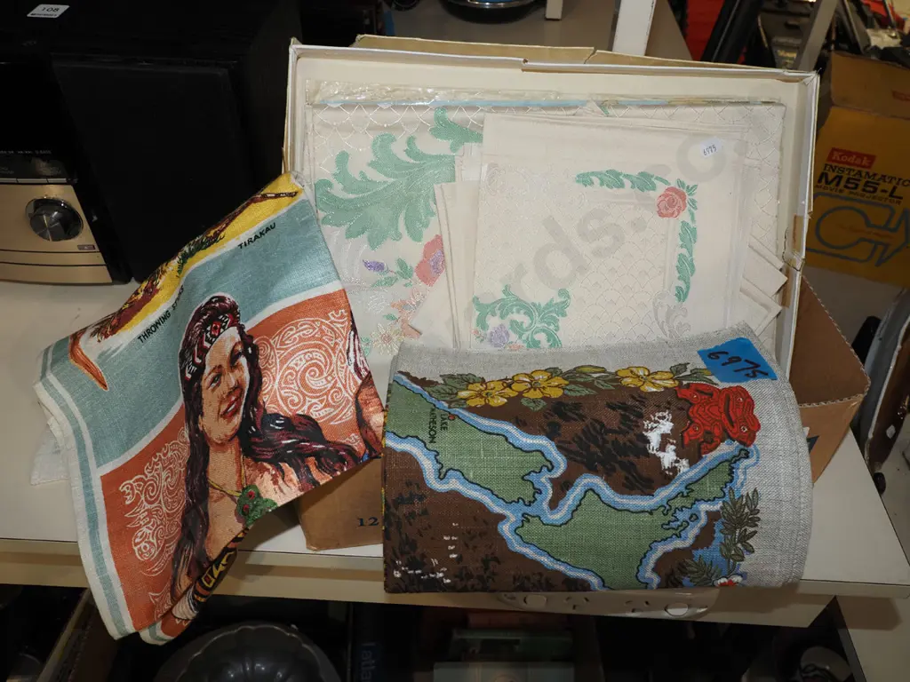 NZ souvenir tea towels, Irish linen Image 1++