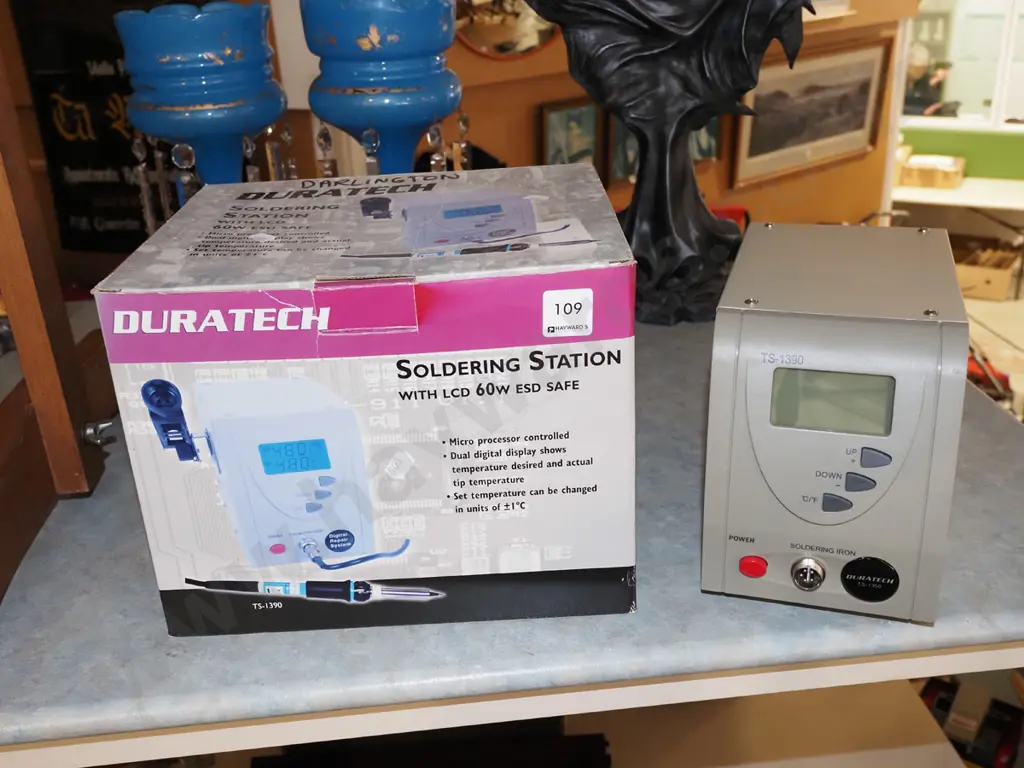 Duratech soldering station Image 1++