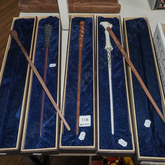 5x boxed wizard wands 