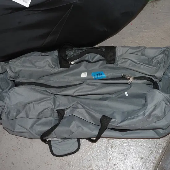 grey holdall on wheels