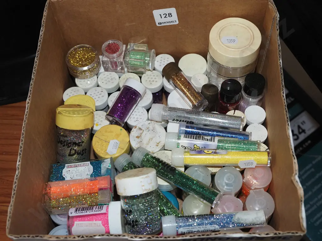 box of glitter Image 1++