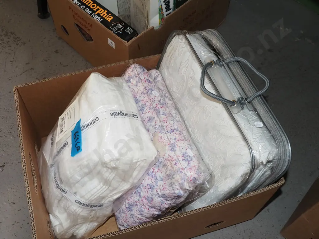 box; bamboo cotton towel set, quilt covers Image 1++