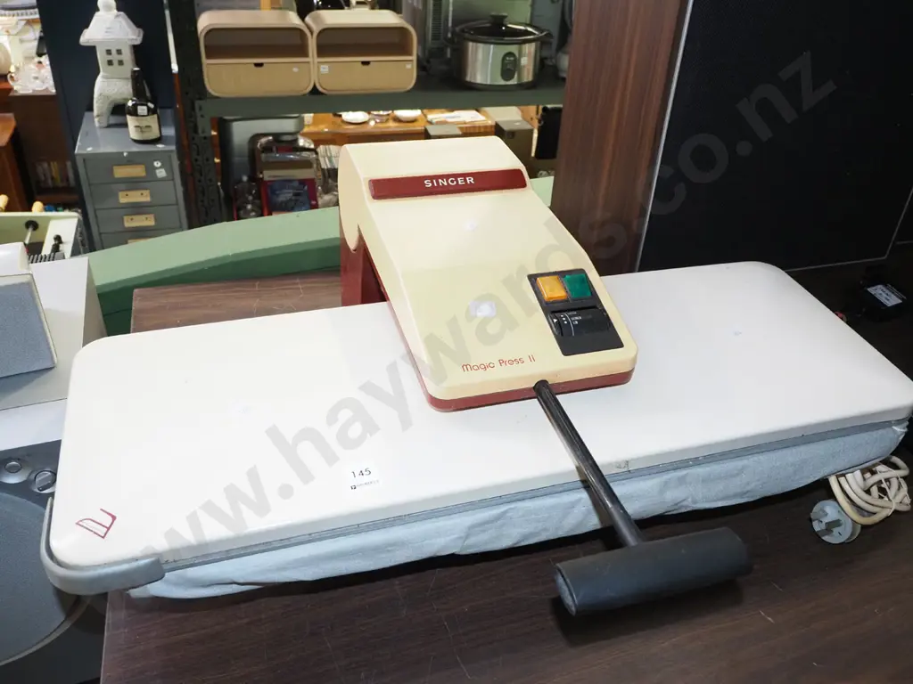 Singer Magic Press ironing press Image 1++