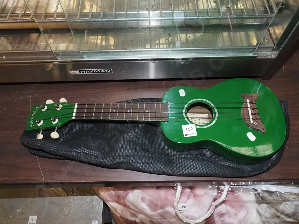 Makala ukelele Image 1++