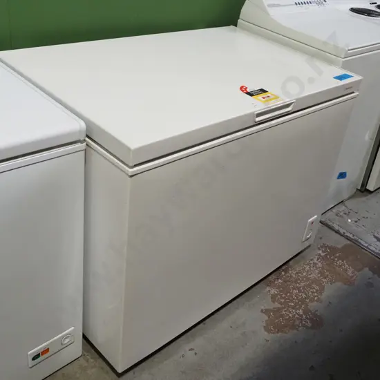 Westinghouse chest freezer H840 W1050 D735
