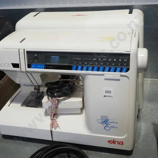 Elna 6005 Heirloom Edition sewing machine