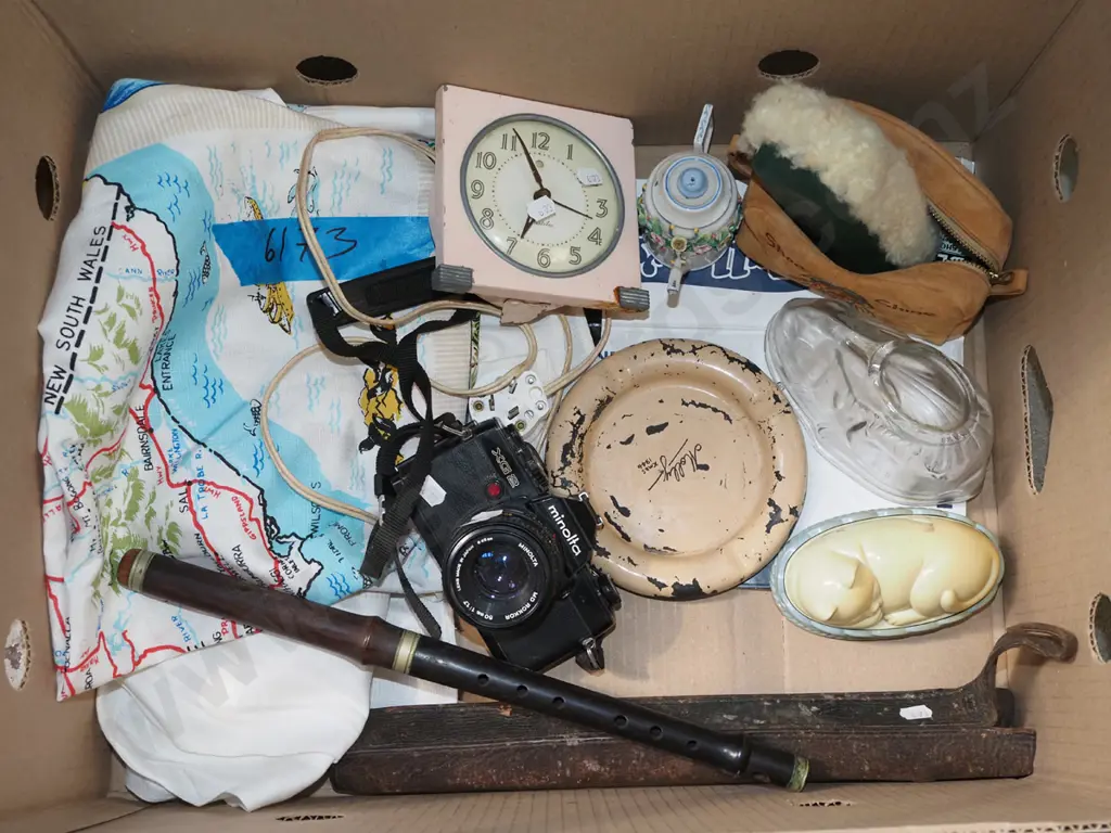 box; Minolta 35mm camera, chanter, glass jelly mould etc Image 1++