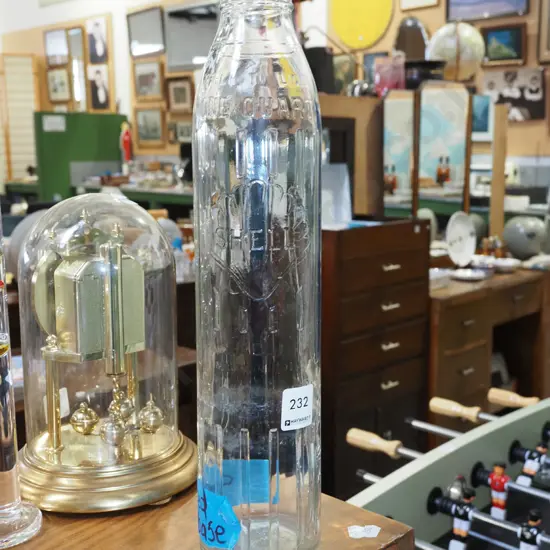Shell quart bottle - crack to base