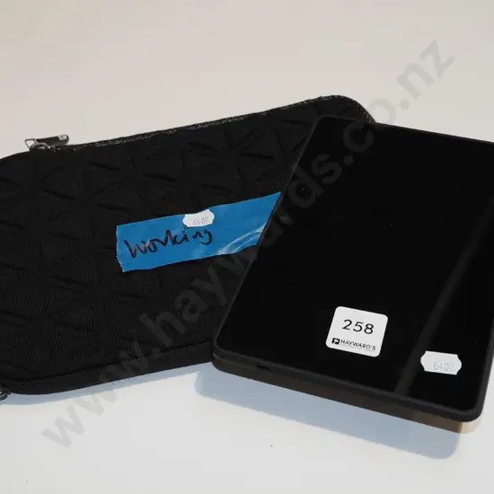 Amazon Kindle tablet - working