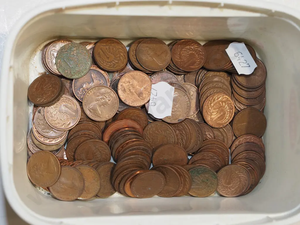 container of 1 cent coins Image 1++
