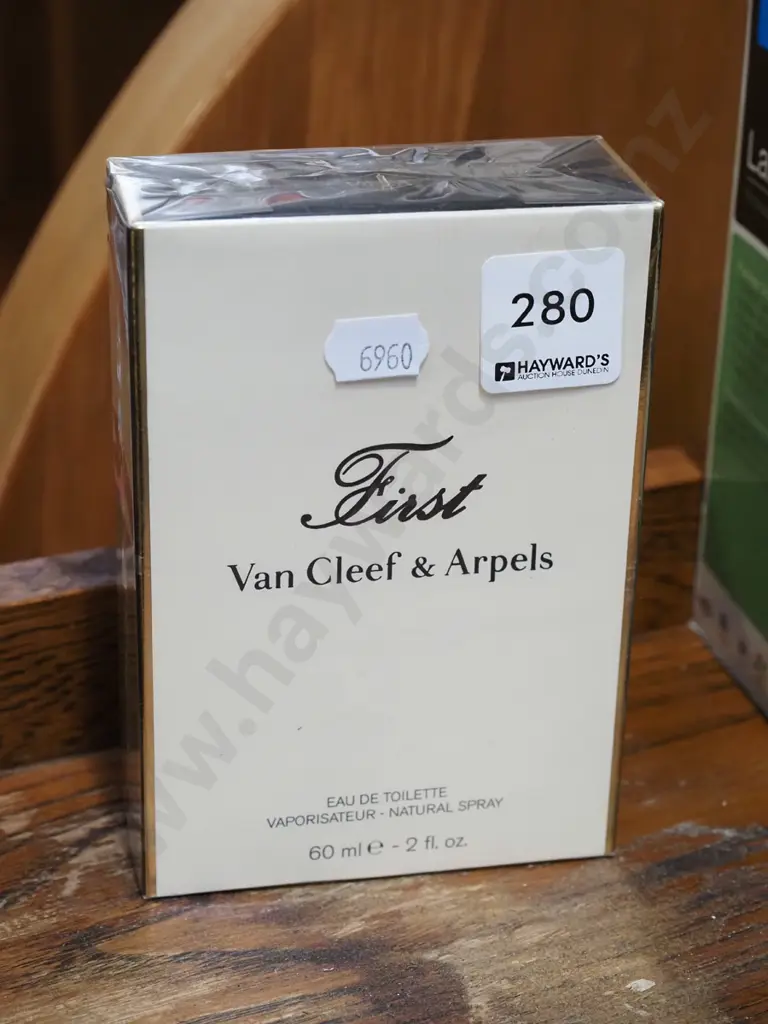 boxed as new Van Cleef & Arpels First eau de toilette 60ml Image 1++