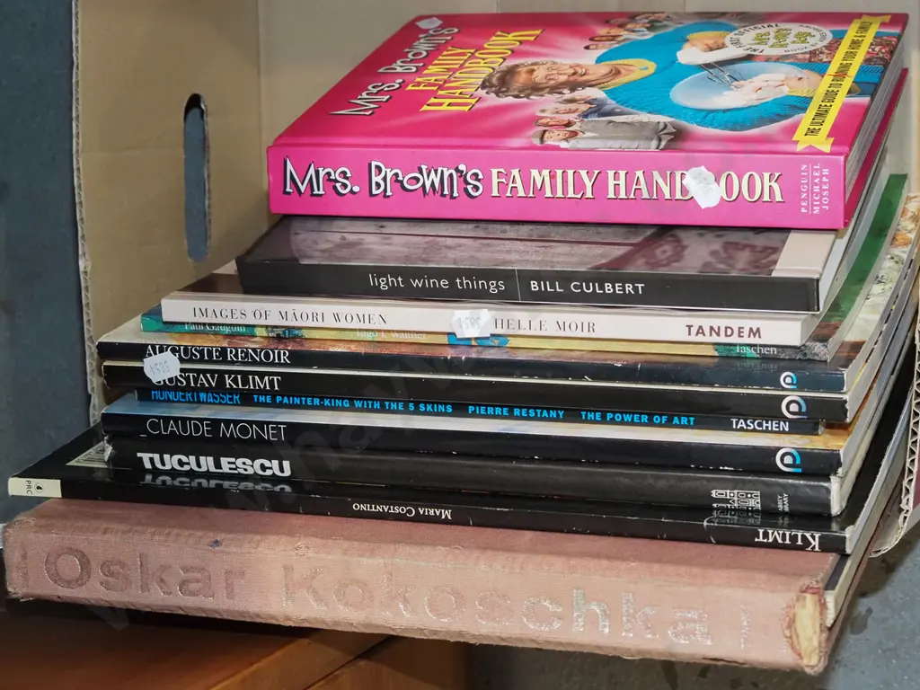 box of books Image 1++