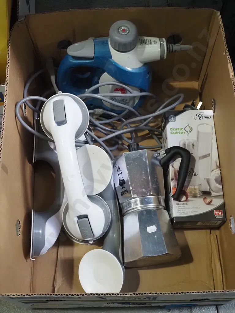 box; suction cup handles, stove top espresso, garlic crusher etc Image 1++