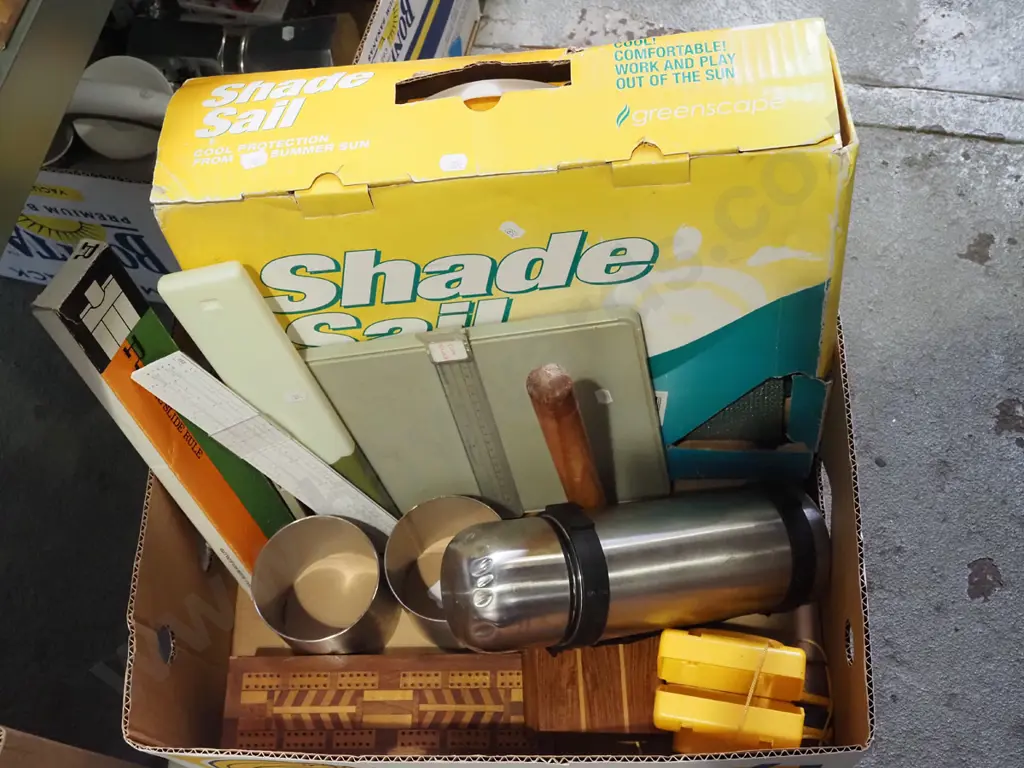 box; shade sail, paper towel dispenser, slide rule etc Image 1++