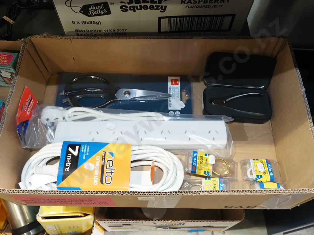 box; scissors, multi board etc Image 1++