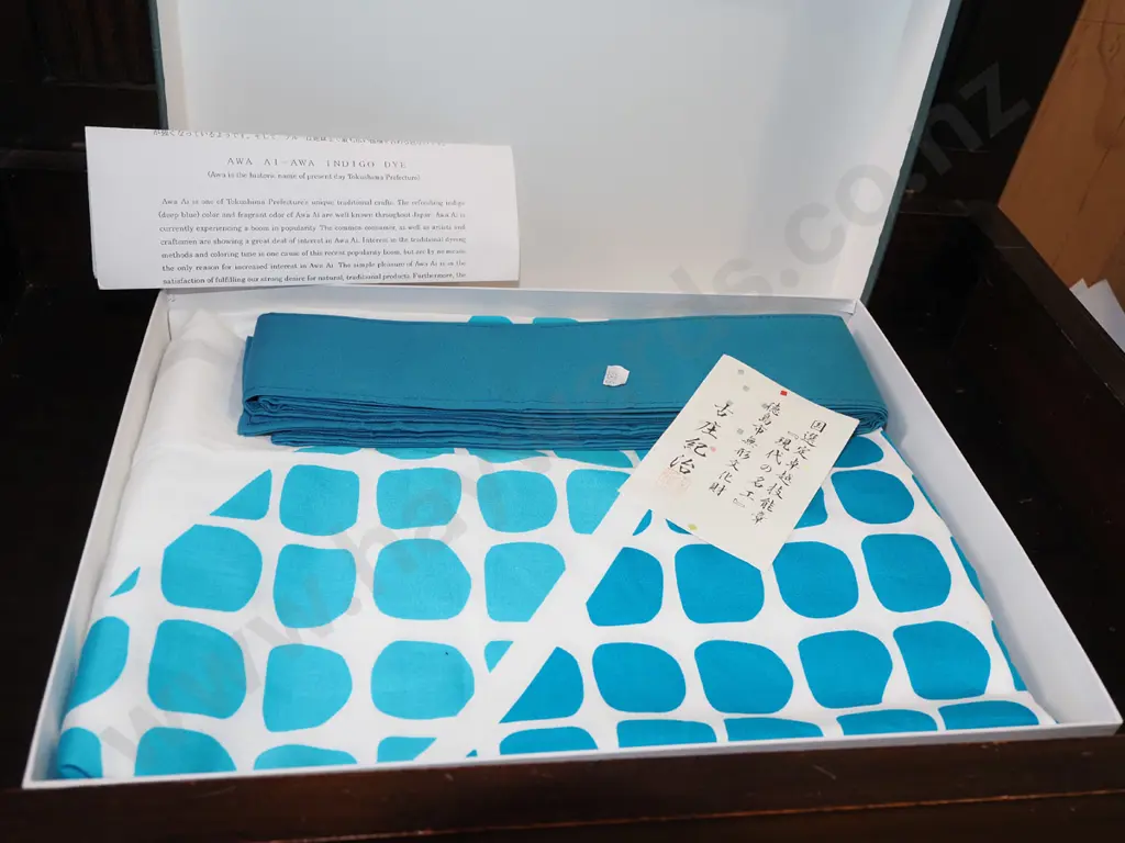  indigo  Japanese dyed clothing in box Image 1++