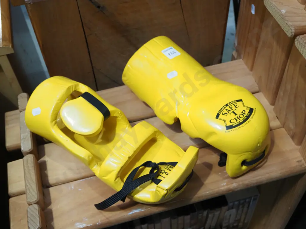 pair of yellow martial arts sparring gloves Image 1++
