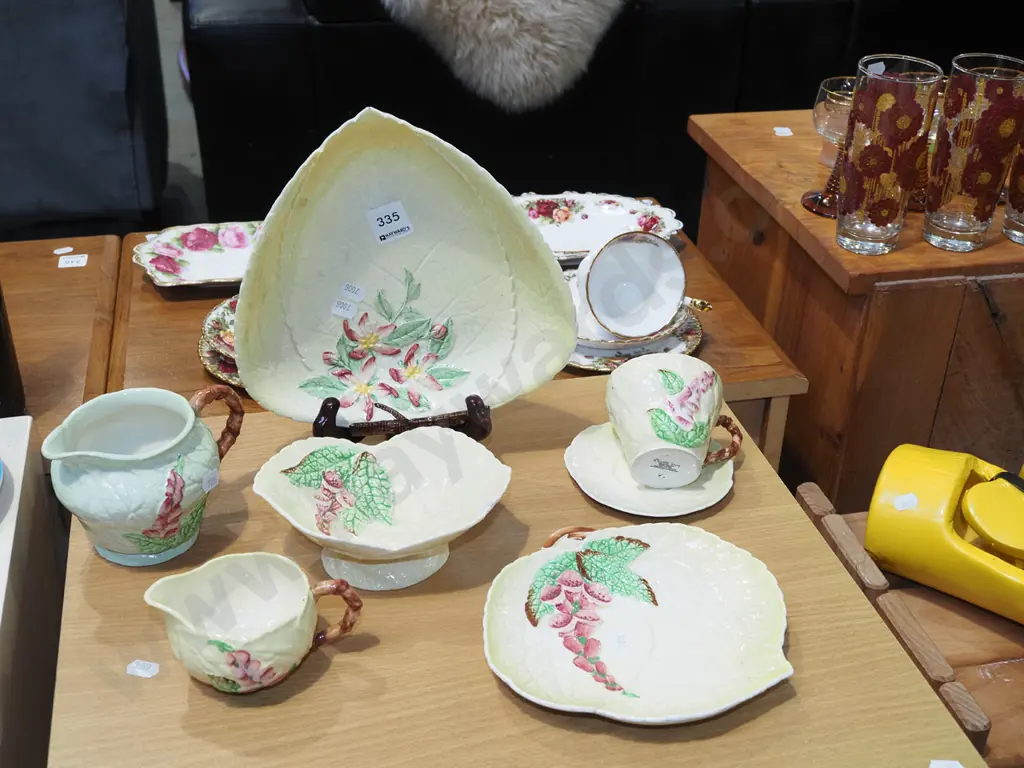 Carlton foxglove dishes, comport, jugs etc Image 1++