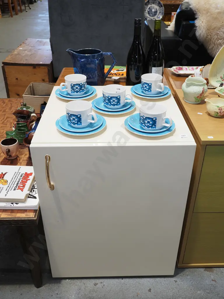 mdf melteca cupboard H650 W500 D500 Image 1++