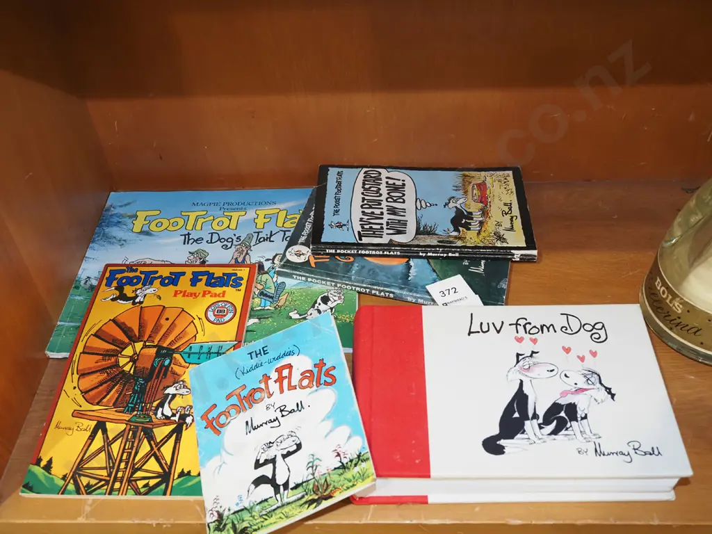 Footrot Flats books Image 1++