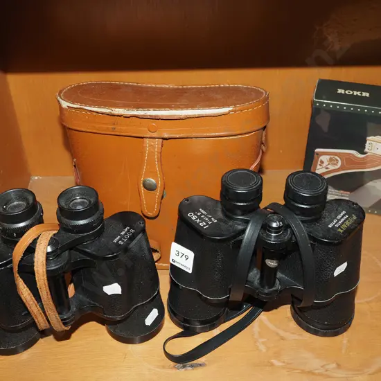 2x pairs of field binoculars, 1x case