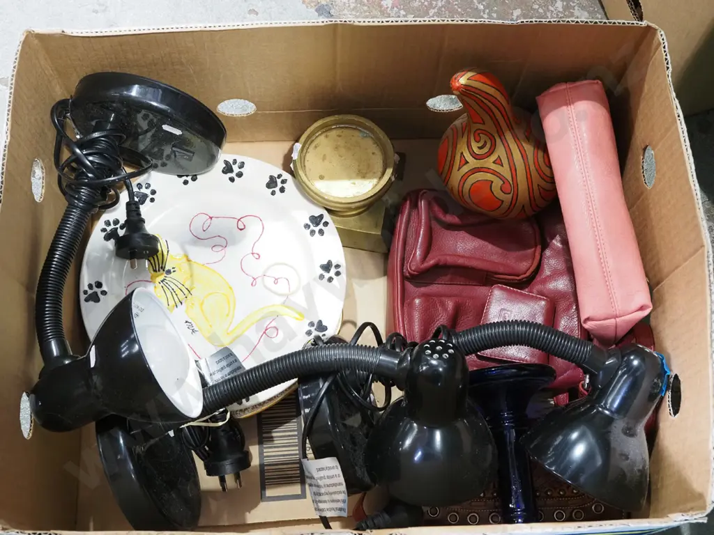 box; 3x desk lamps, hand bags, plate etc Image 1++