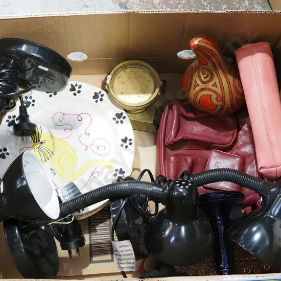 box; 3x desk lamps, hand bags, plate etc