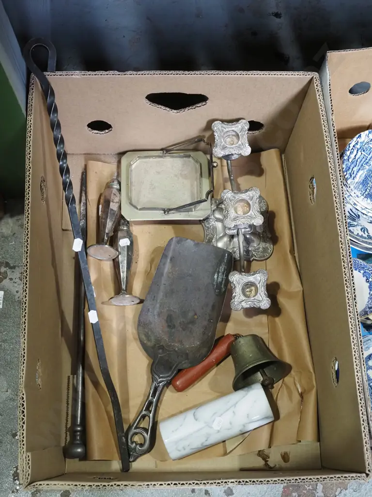box; part fireside set, plated candelabra, brass bell etc Image 1++