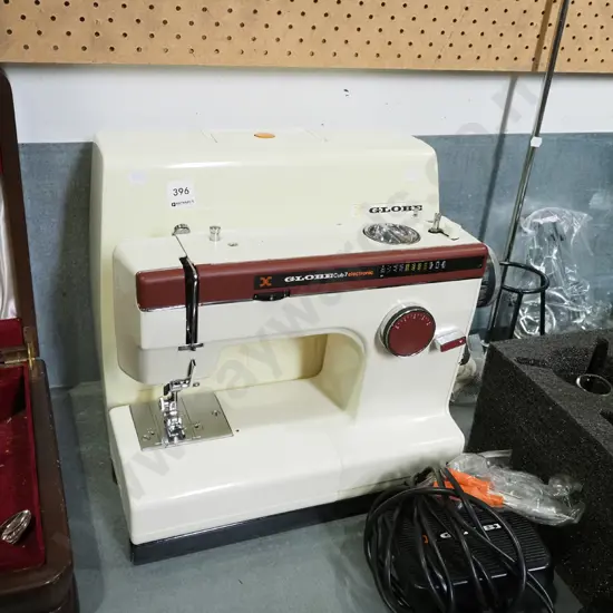 Globe Cub 7 electronic sewing machine