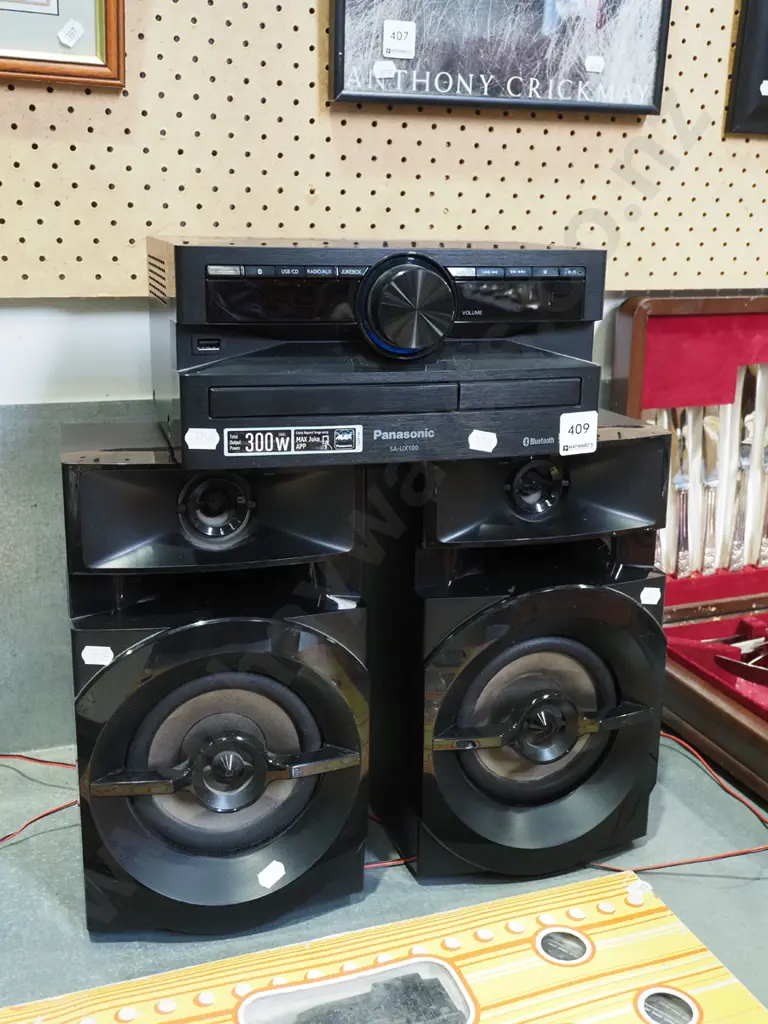 Panasonic SA/UX100 blu-tooth midi system Image 1++