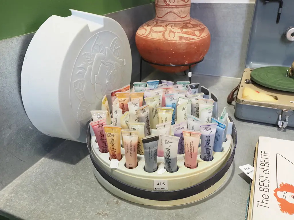 container of various fabric paints Image 1++