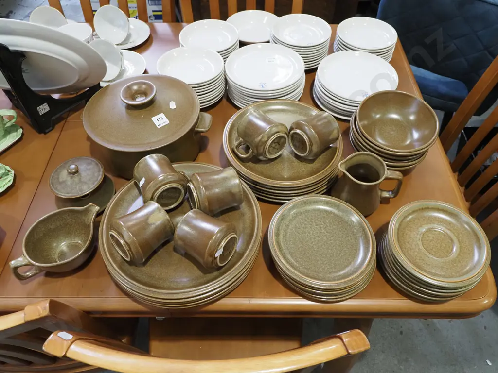 Temuka plates, bowls, cups etc Image 1++