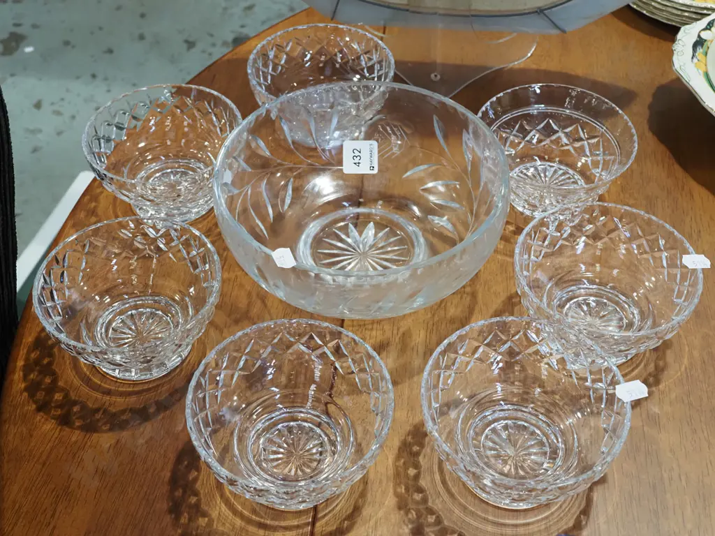 cut crystal sweet bowl, 7x unmatched bowls Image 1++