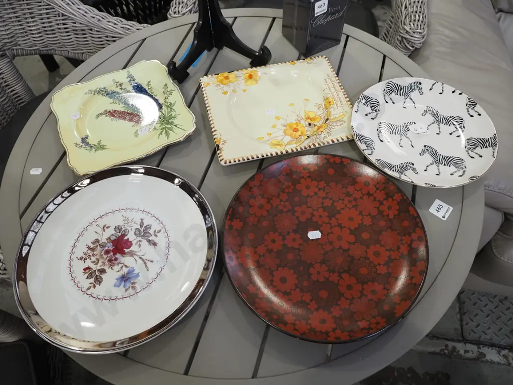 5x assorted plates Image 1++