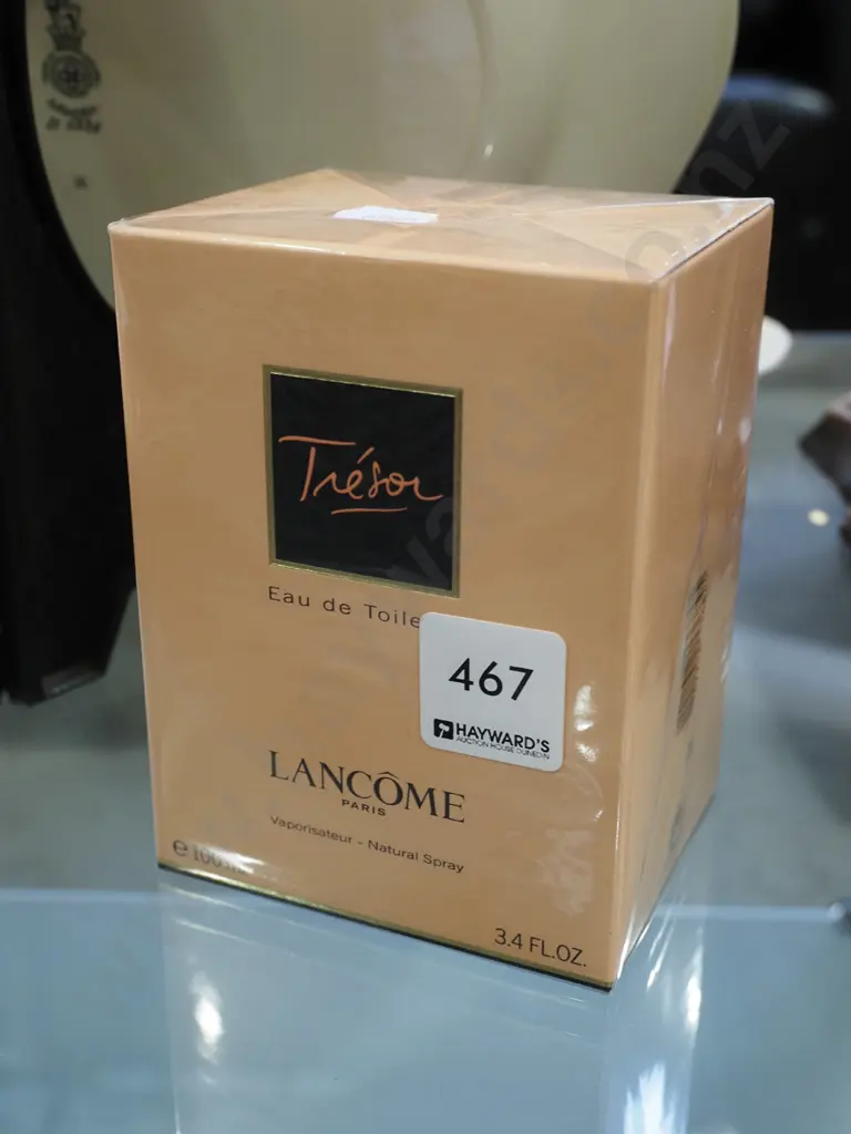 boxed as new Lancome Tresor eau de toilette 100ml Image 1++