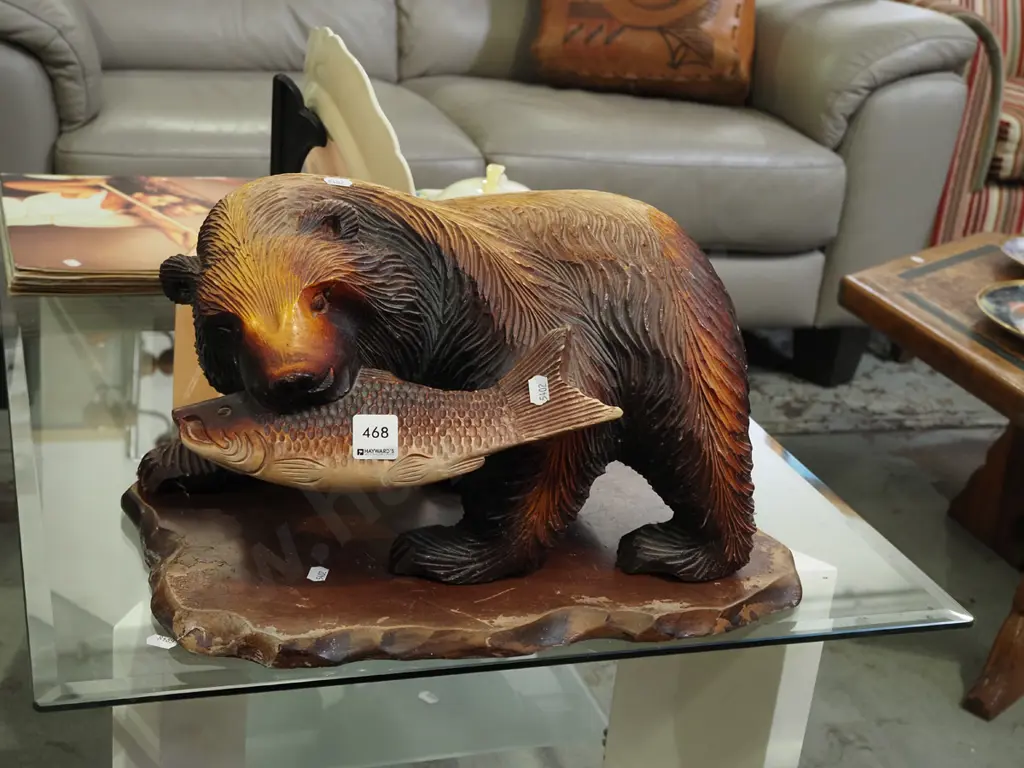 hand carved Japanese bear figurine W420 Image 1++