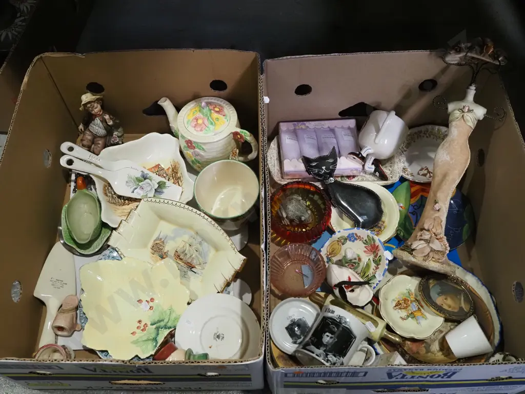 2x boxes; jewellery stand, saucers, ring dish, cake servers  etc - orange dots Image 1++