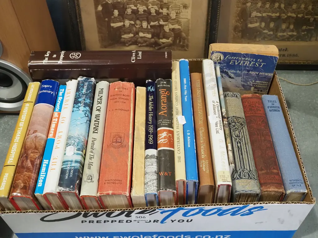 box; local history and other books Image 1++
