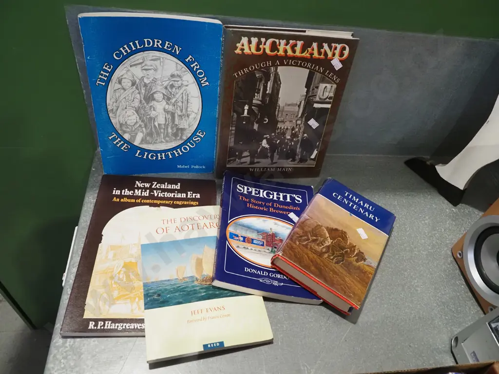 NZ history books Image 1++