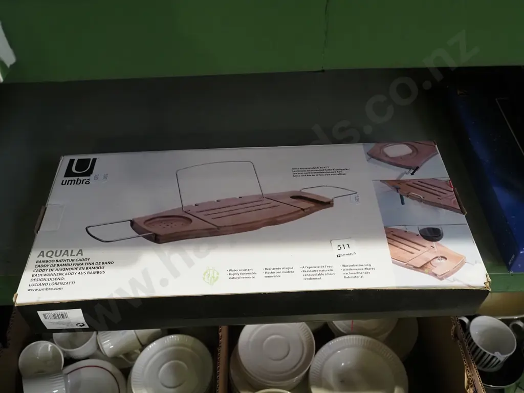 box; Umbra bath tub caddy Image 1++